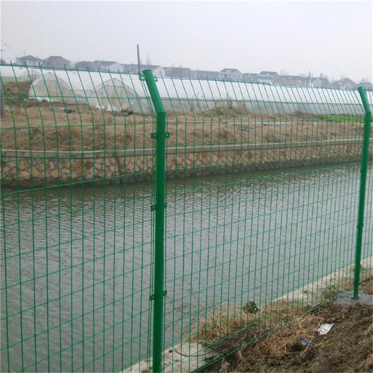 水渠防護圍欄圖片2